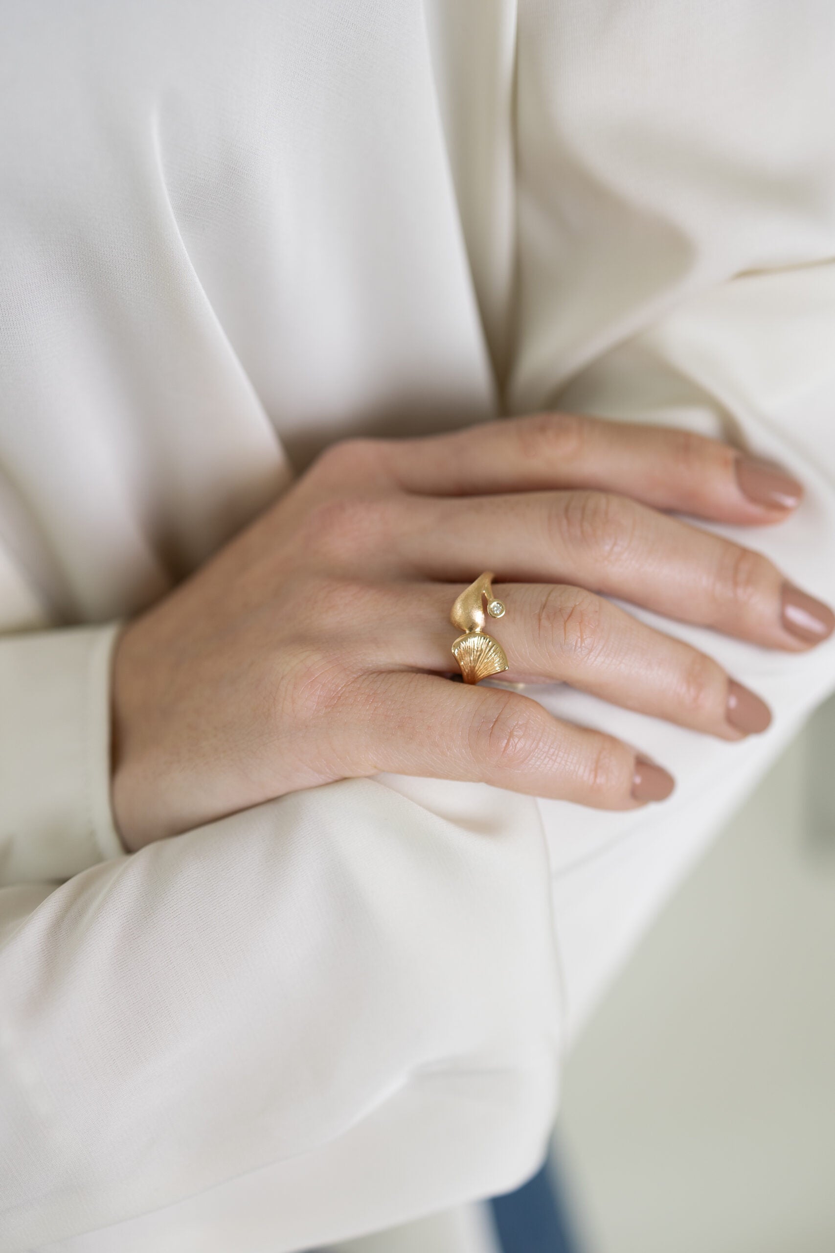 Per Borup Kaya ring, lille rustik - 1139RX-Rustik- Hvidguld, fra Per Borup