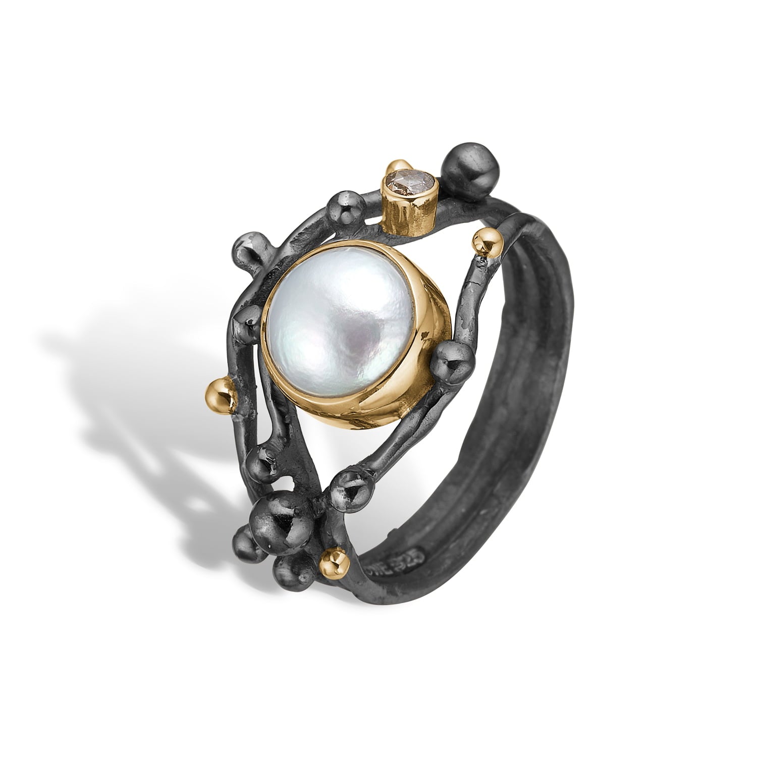 Urban Harlem Buds Perle Ring, fra ByBirdie