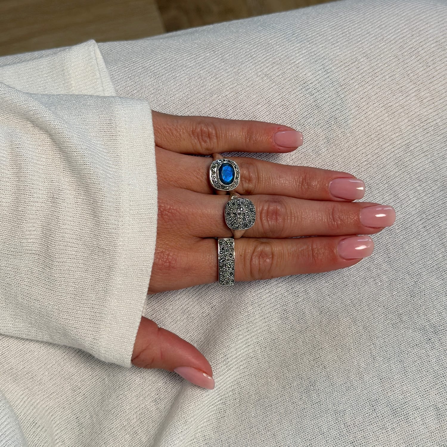 ByBirdie unisex ring i sterling sølv med pavéfattede diamanter