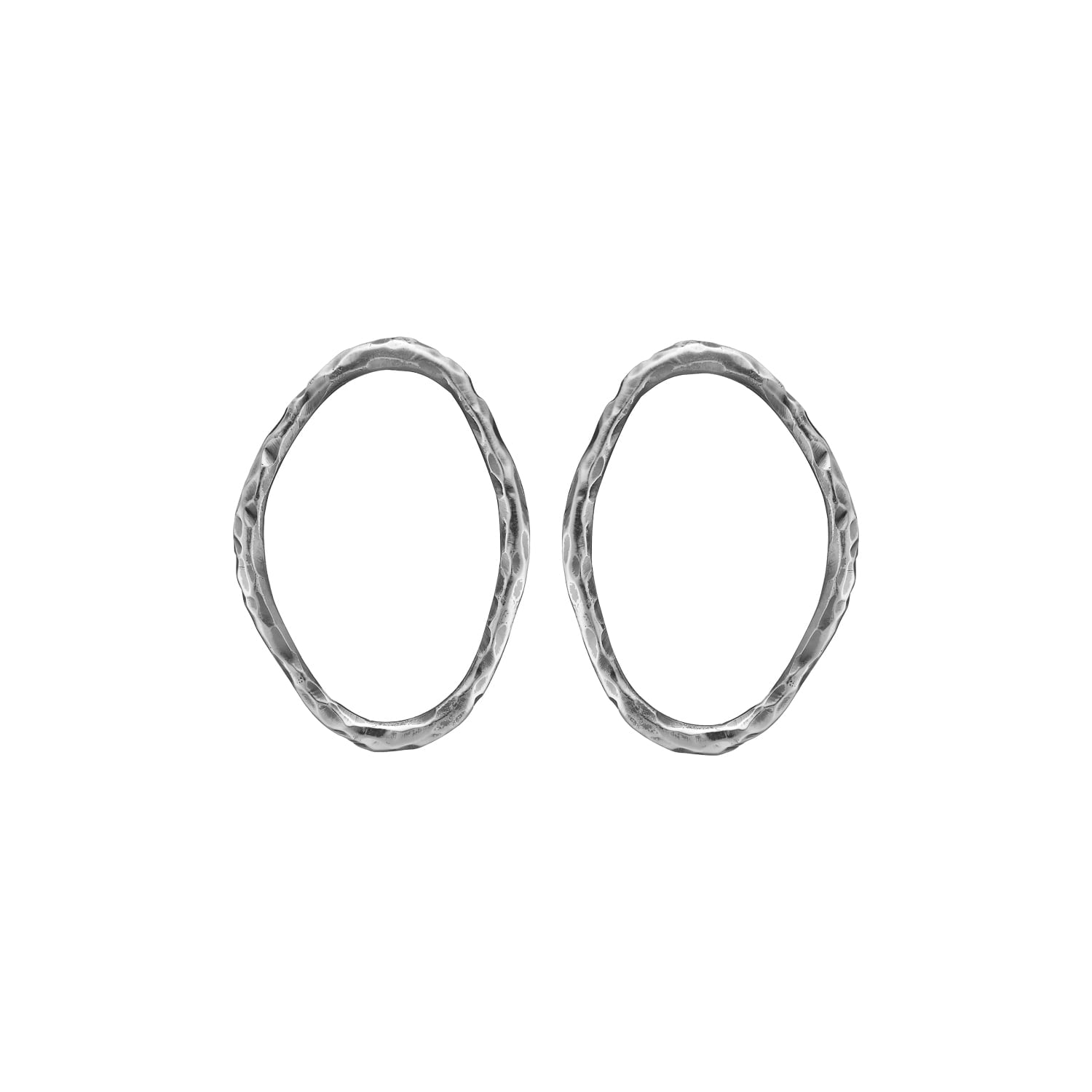 Onassis Oval Silver Plain Ørestikkere, fra ByBirdie