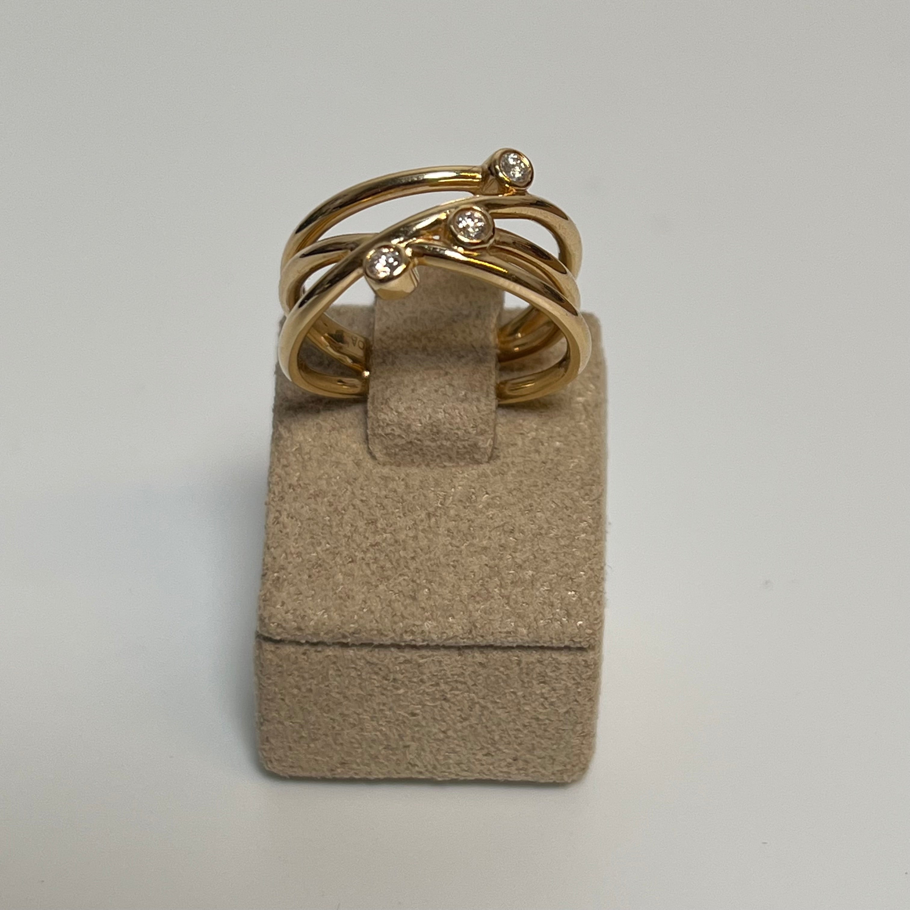 Ring med diamanter 14kt. - str 52