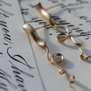 Per Borup Calligraphy øreringe – 1190Ø