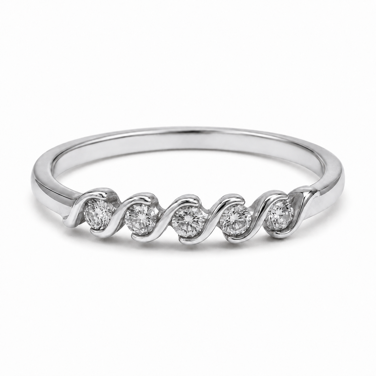 Laxmi 14kt Wave Alliance Ring Hvidguld