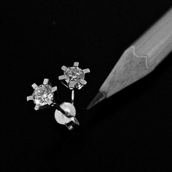Brillanz Hvidguld Diamant Ørestik 0,50ct, til female; male; unisex, fra Jan Jørgensen