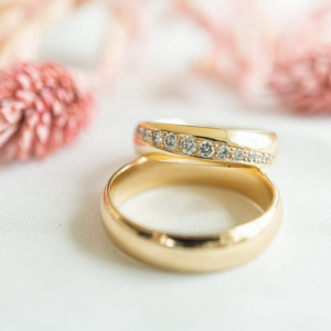 Frontpage - Vielsesringe i 8-14kt guld med og uden brillanter.