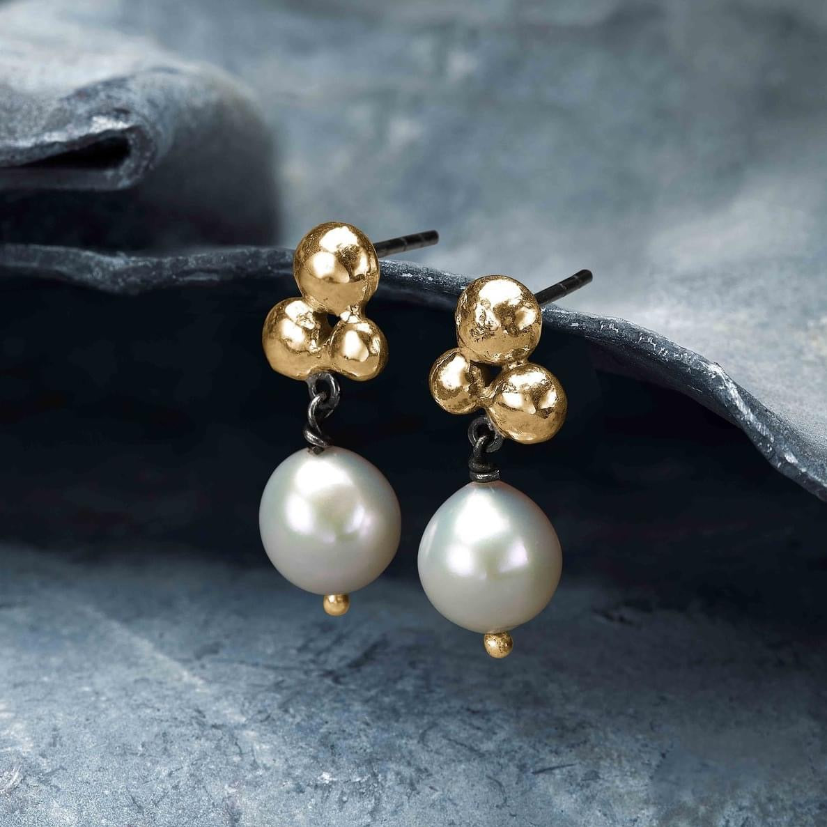 Frontpage - Bybirdie ørestikker med perle