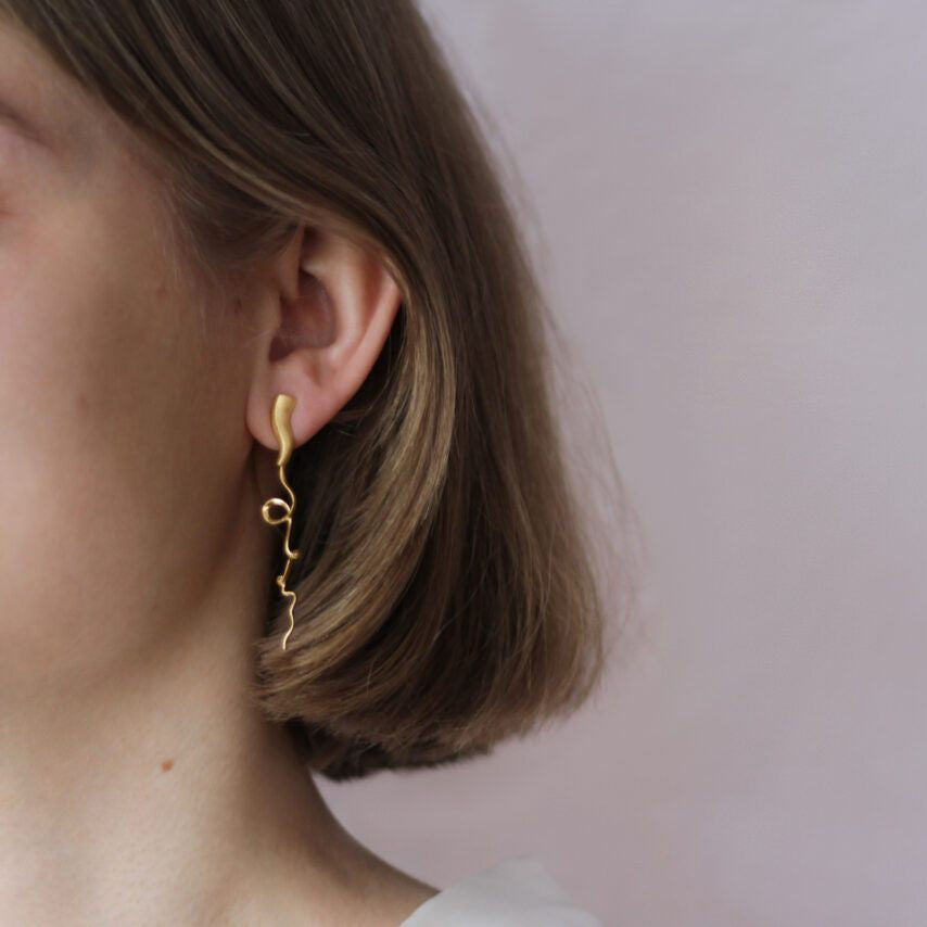 Per Borup Calligraphy øreringe – 1190Ø