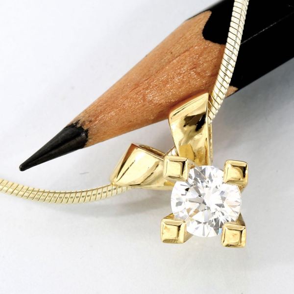 Jewelz Guld Diamant Vedhæng 0,75ct, til female, fra Jan Jørgensen