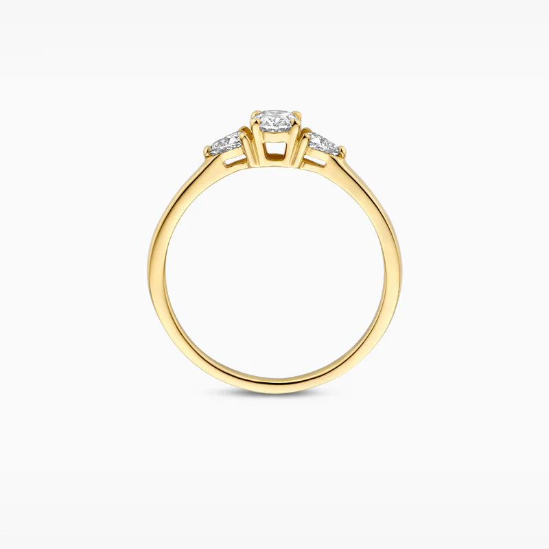 Blush ring LG1039Y i 14 kt gult guld med oval centerdiamant og to dråbeformede sidesten set forfra