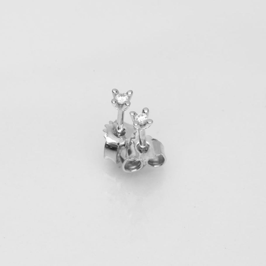 Luxuz Hvidguld Diamant Ørestik 0,05ct, til female; male; unisex, fra Jan Jørgensen