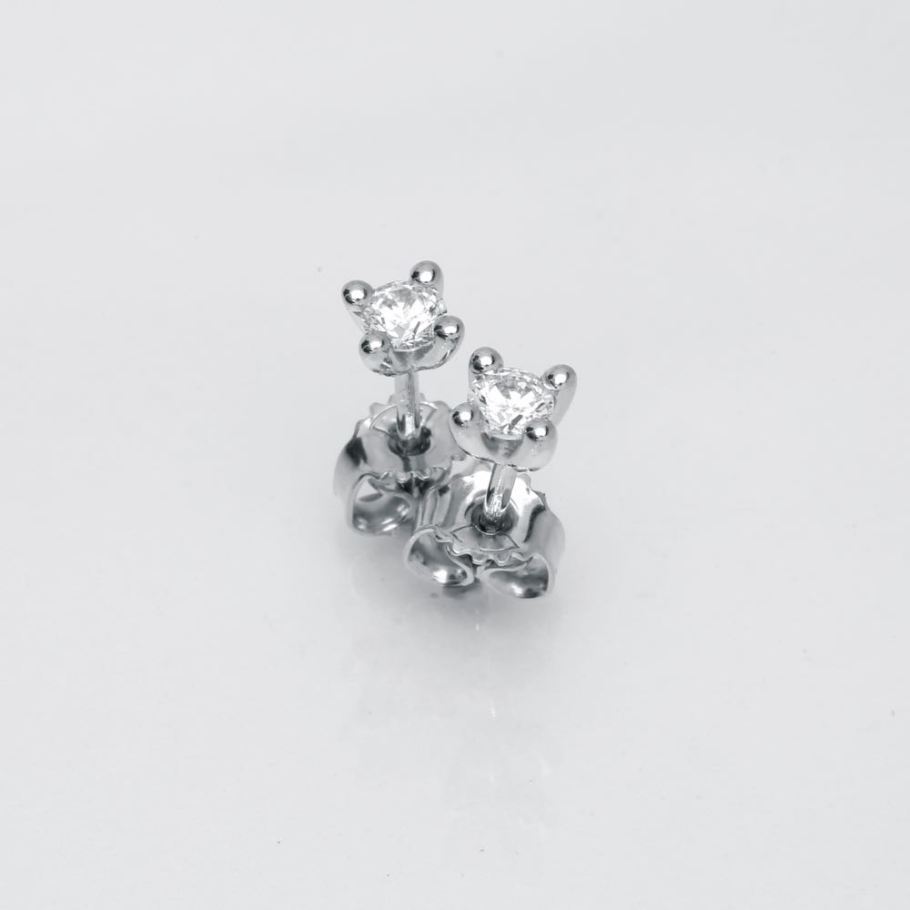 Luxuz Hvidguld Diamant Ørestik 0,25ct, til female; male; unisex, fra Jan Jørgensen