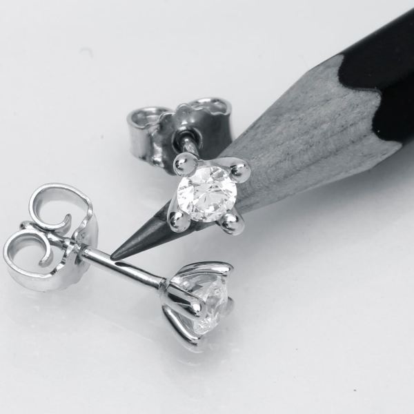 Luxuz Hvidguld Diamant Ørestik 0,35ct, til female; male; unisex, fra Jan Jørgensen