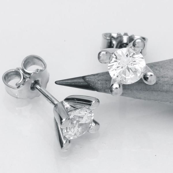 Luxuz Hvidguld Diamant Ørestik 1,00ct, til female; male; unisex, fra Jan Jørgensen
