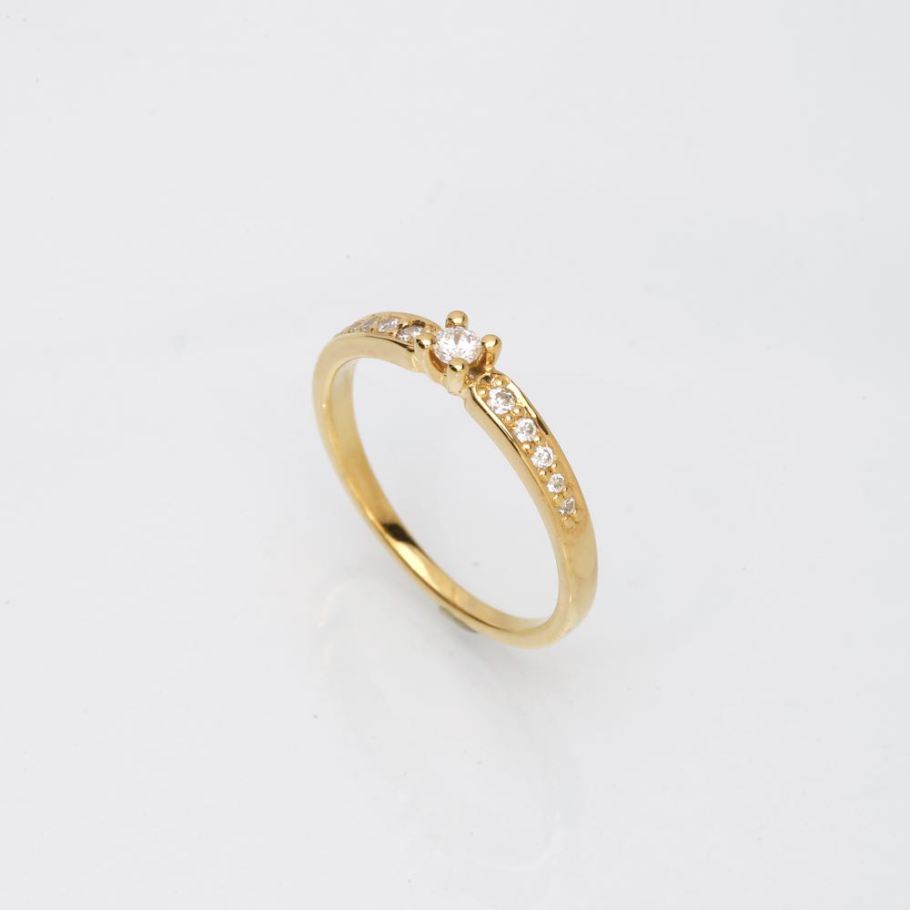 Luxuz Guld Diamant Ring 0,05ct +0,10, til female, fra Jan Jørgensen