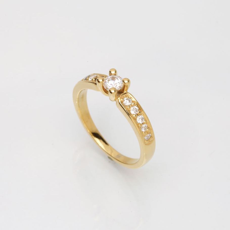 Luxuz Guld Diamant Ring 0,25ct +0,20, til female, fra Jan Jørgensen