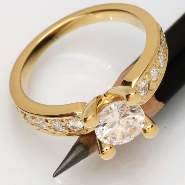 Luxuz Guld Diamant Ring 1,01ct +0,30, til female, fra Jan Jørgensen