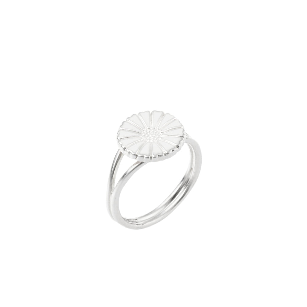 Marguerit ring 11mm med hvid emalje 925, til female, fra Lund Copenhagen