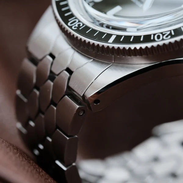 YEMA - Superman Steel CMM.10, fra Yema