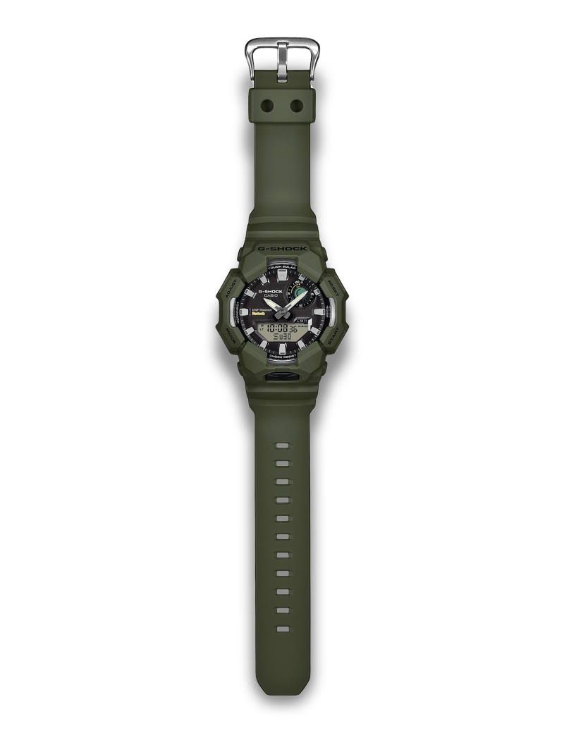 Casio G-SHOCK GA-B010-3AER herreur med mørkegrøn urkasse og resinrem, sort analog-digital urskive, Tough Solar, Bluetooth, skridttæller, Carbon Core Guard og 20 bar vandtæthed.