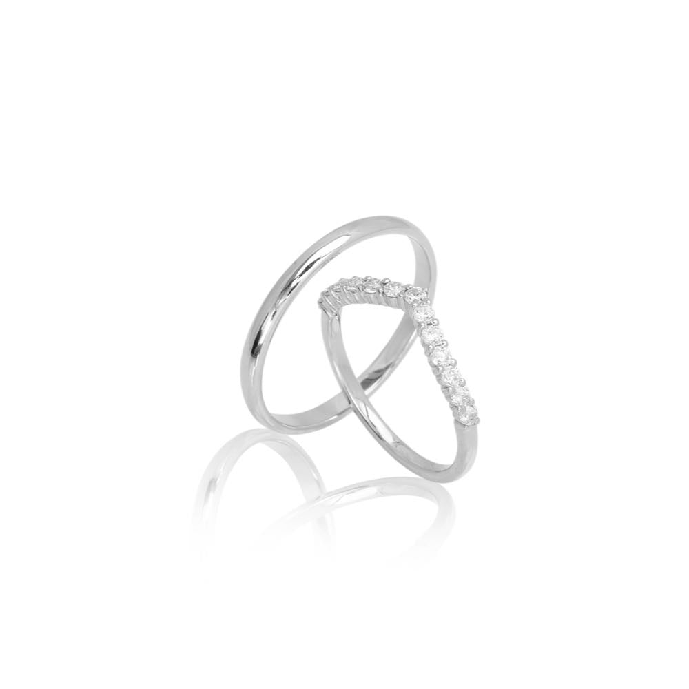 J.J Vielsesringe - V-Aligned-color-lab. 8kt - 0,39 ct HVG, i gold; diamond, til unisex, fra jan Jørgensen Vielsesringe