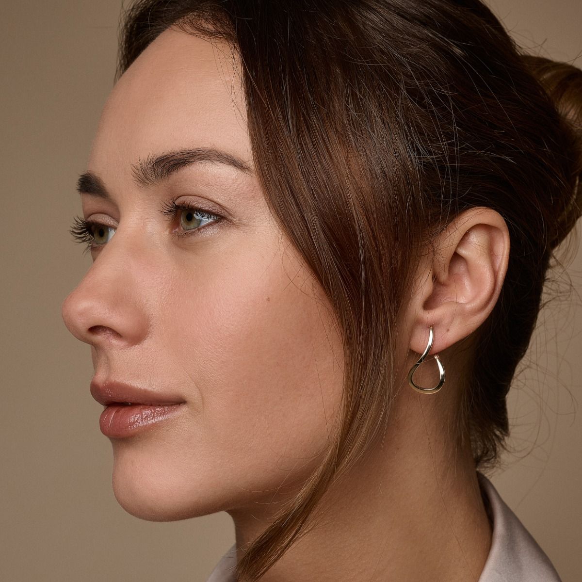 Nuran - Valentina Ørestikker 14kt mellem