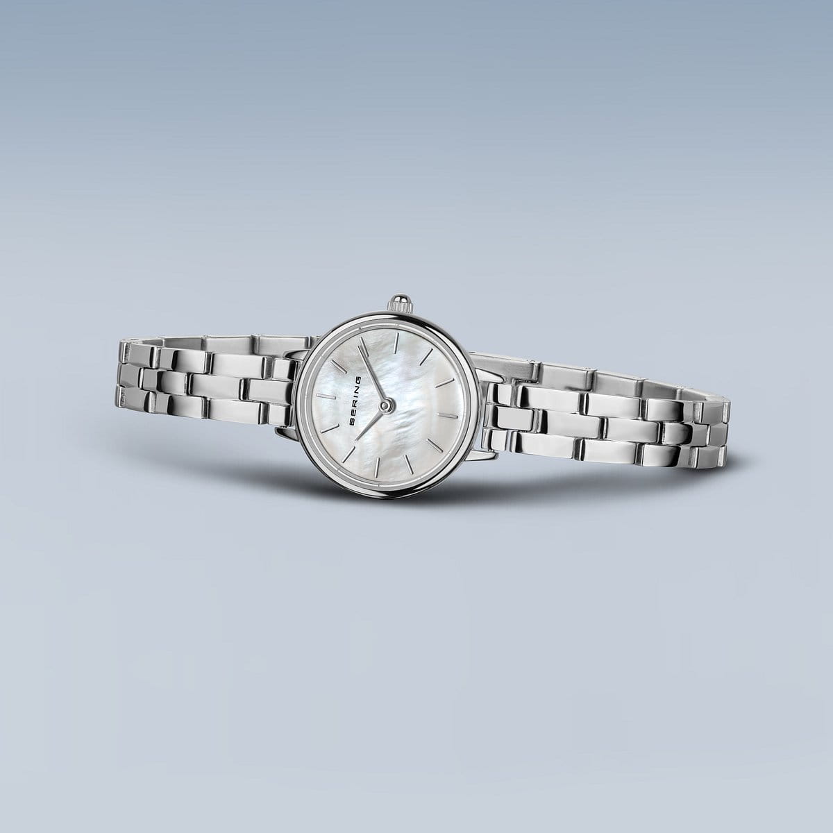 BERING Classic Dame ur - 11022-704