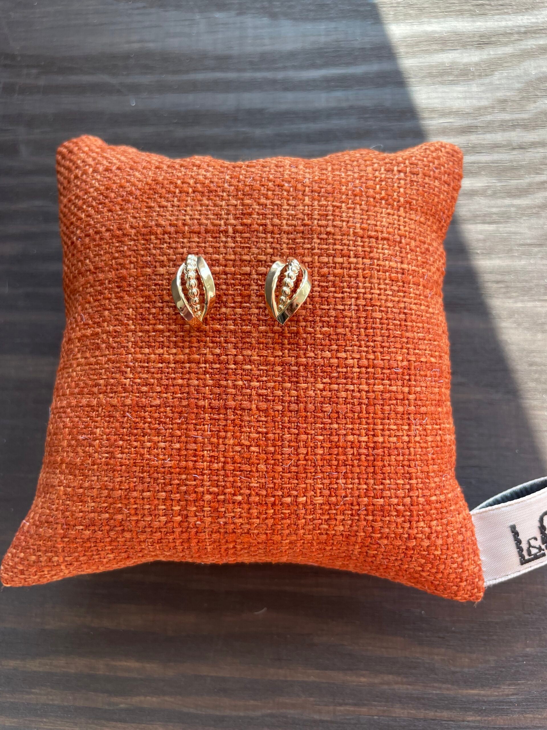 L&G - Ørestik 8 karat buer perlekant