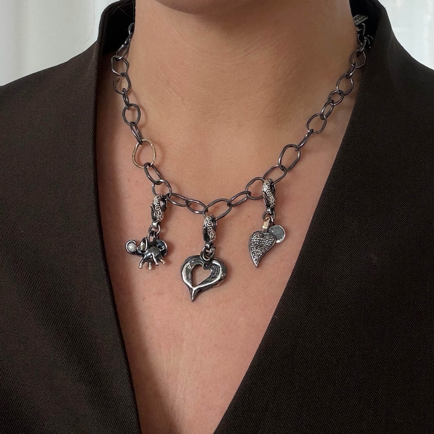 By Birdie Hannibal Small Charm elefant charm til halskæde eller armbånd