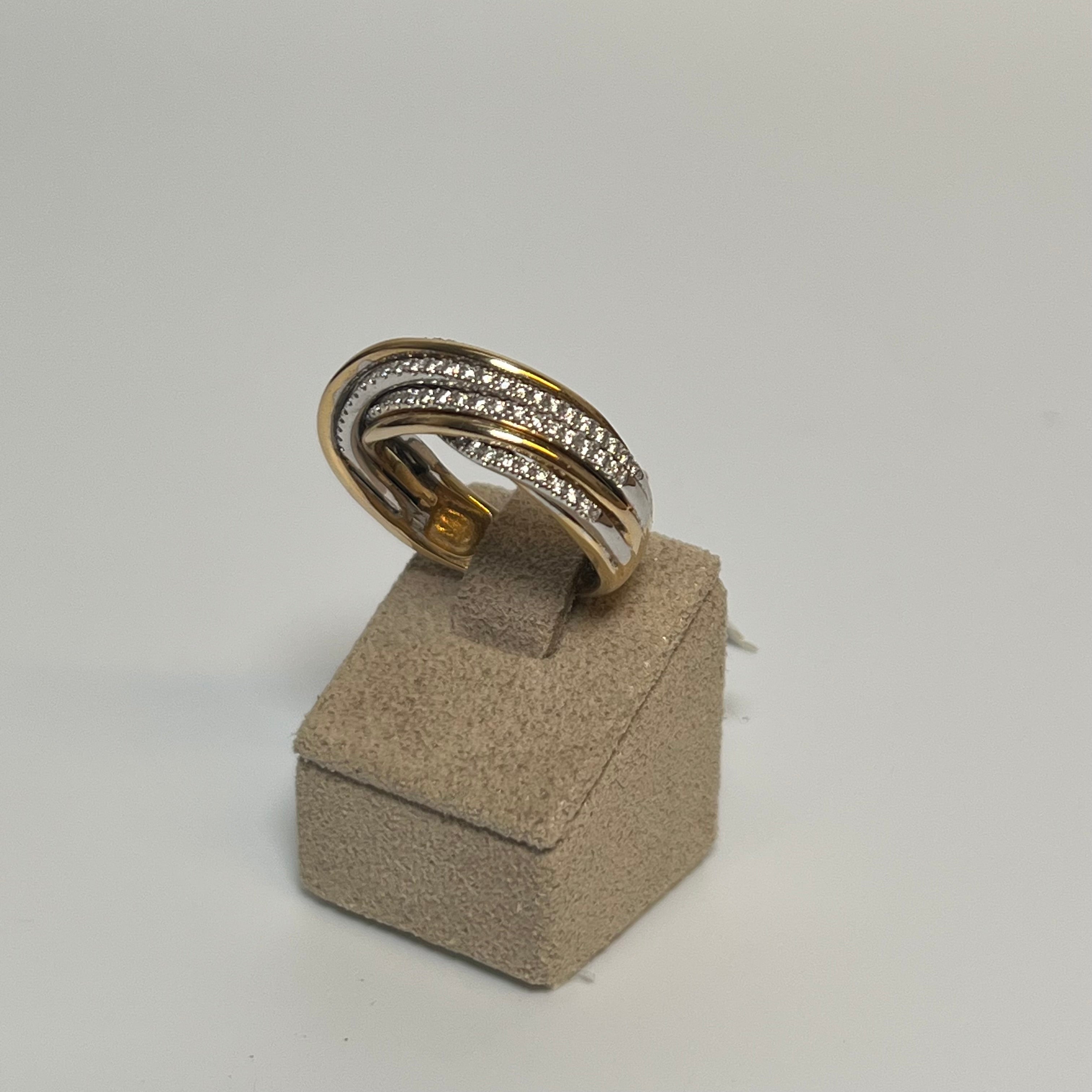 Ring med diamanter 14kt. - str 55