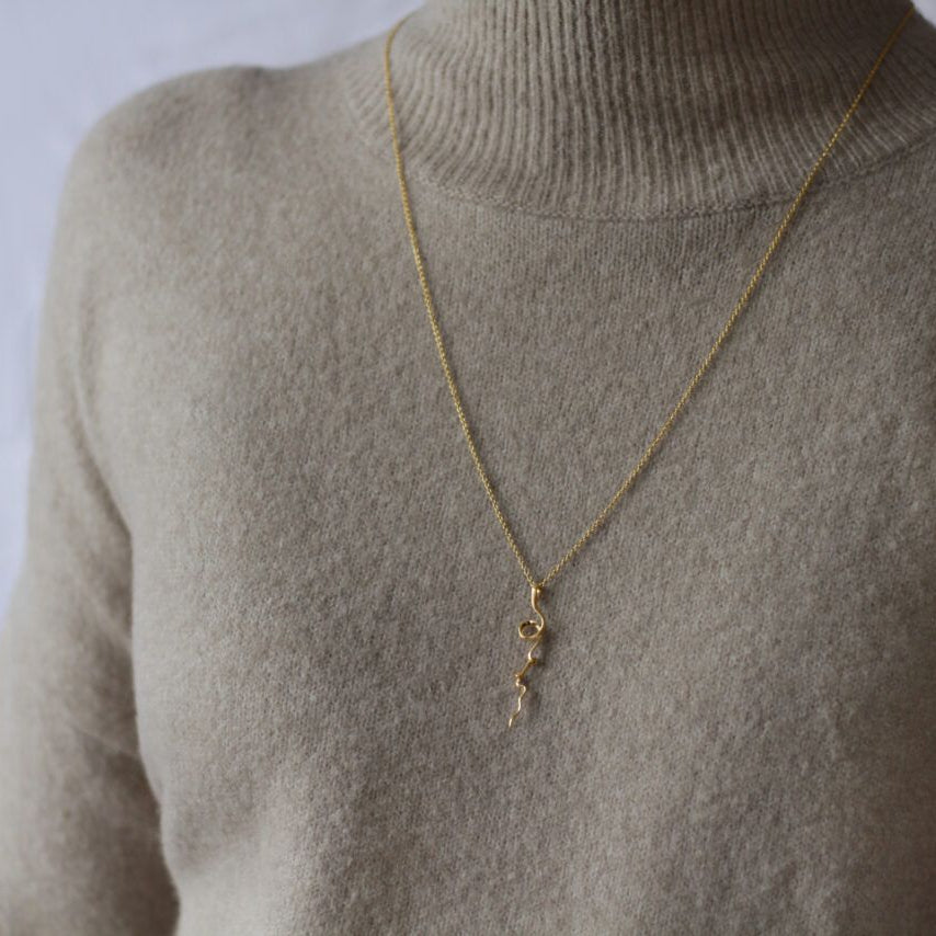 Per Borup Langt Calligraphy vedhæng – 1187V