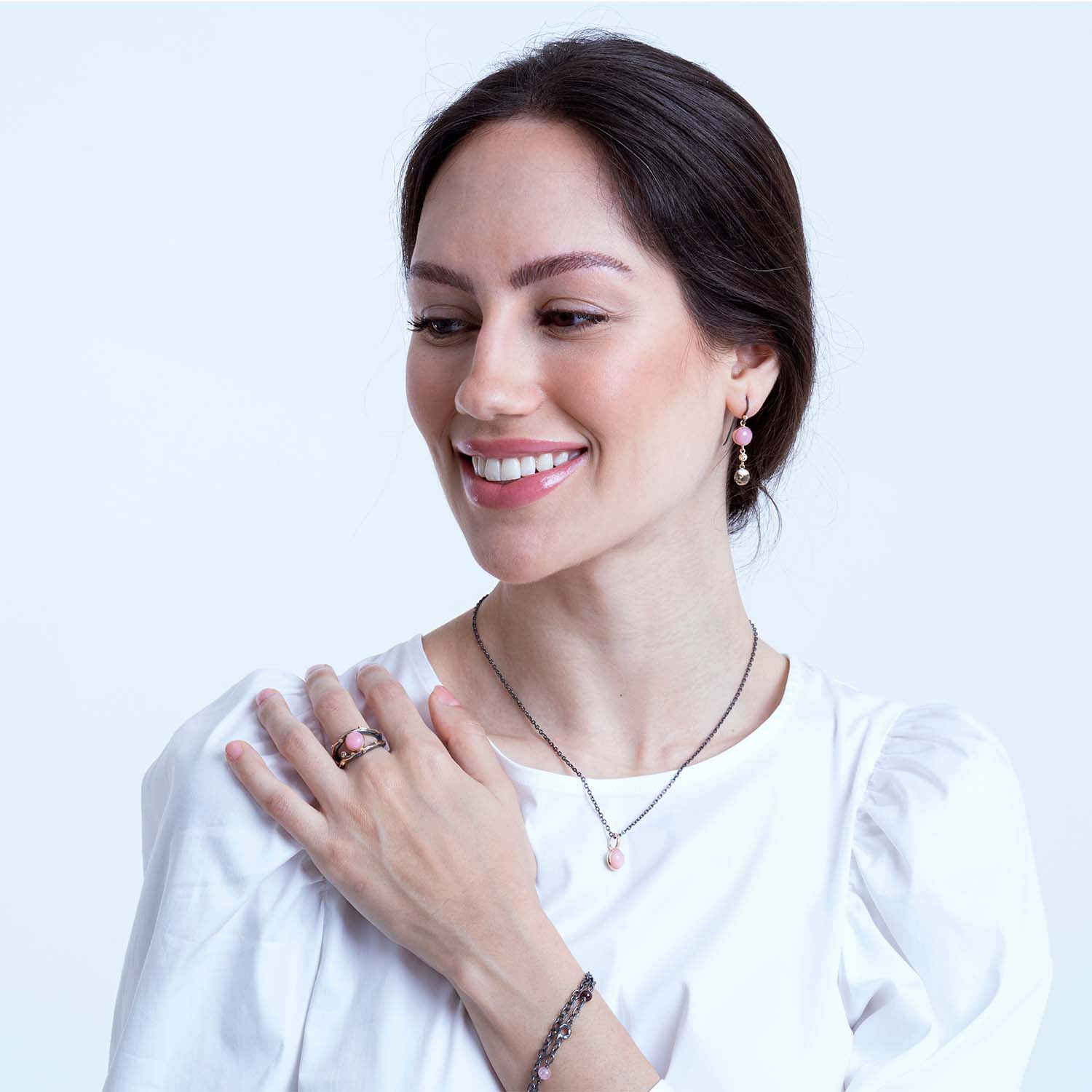 Zeus Stones Rød Mix Armbånd.