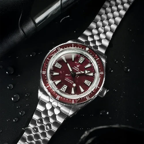 YEMA Skin Diver CMM.20 Bordeaux set forfra med Scales Slim stållænke