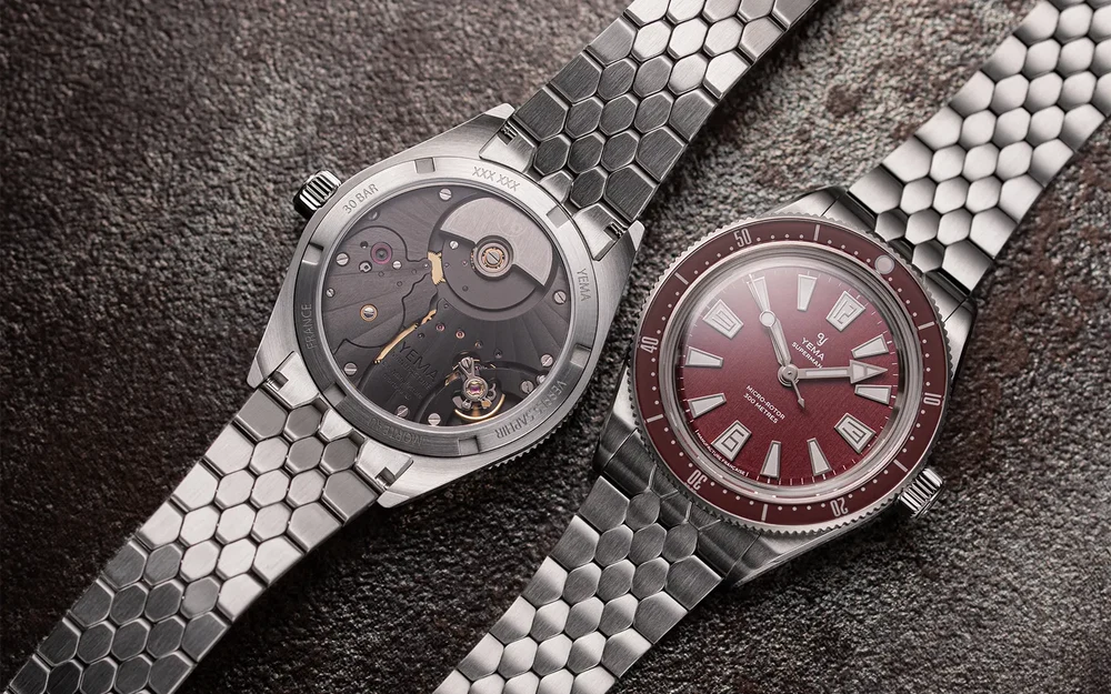 YEMA Skin Diver CMM.20 Bordeaux set forfra med Scales Slim stållænke