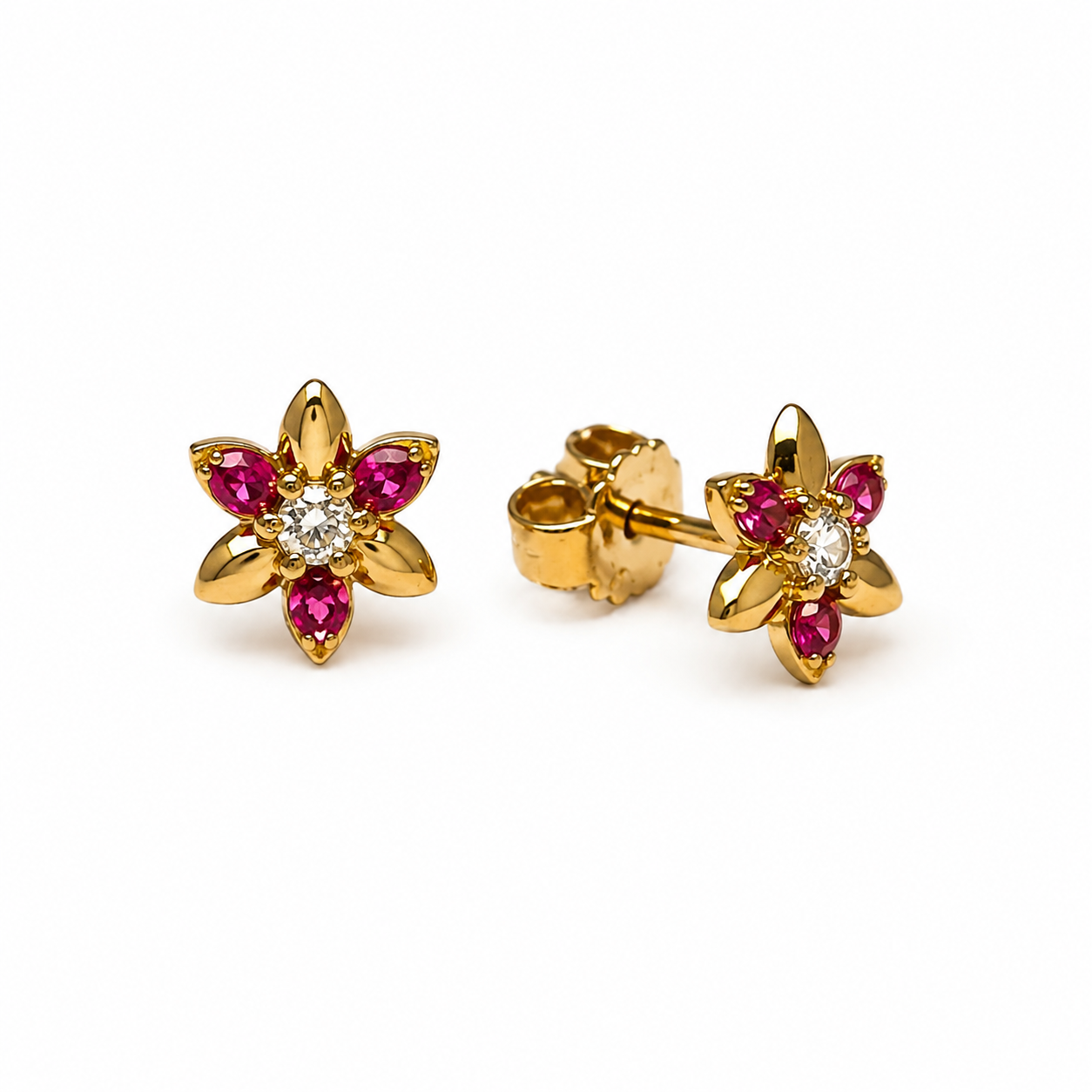 Blomster Jewelery øreringe M. Diamant + Rubin 14KT.