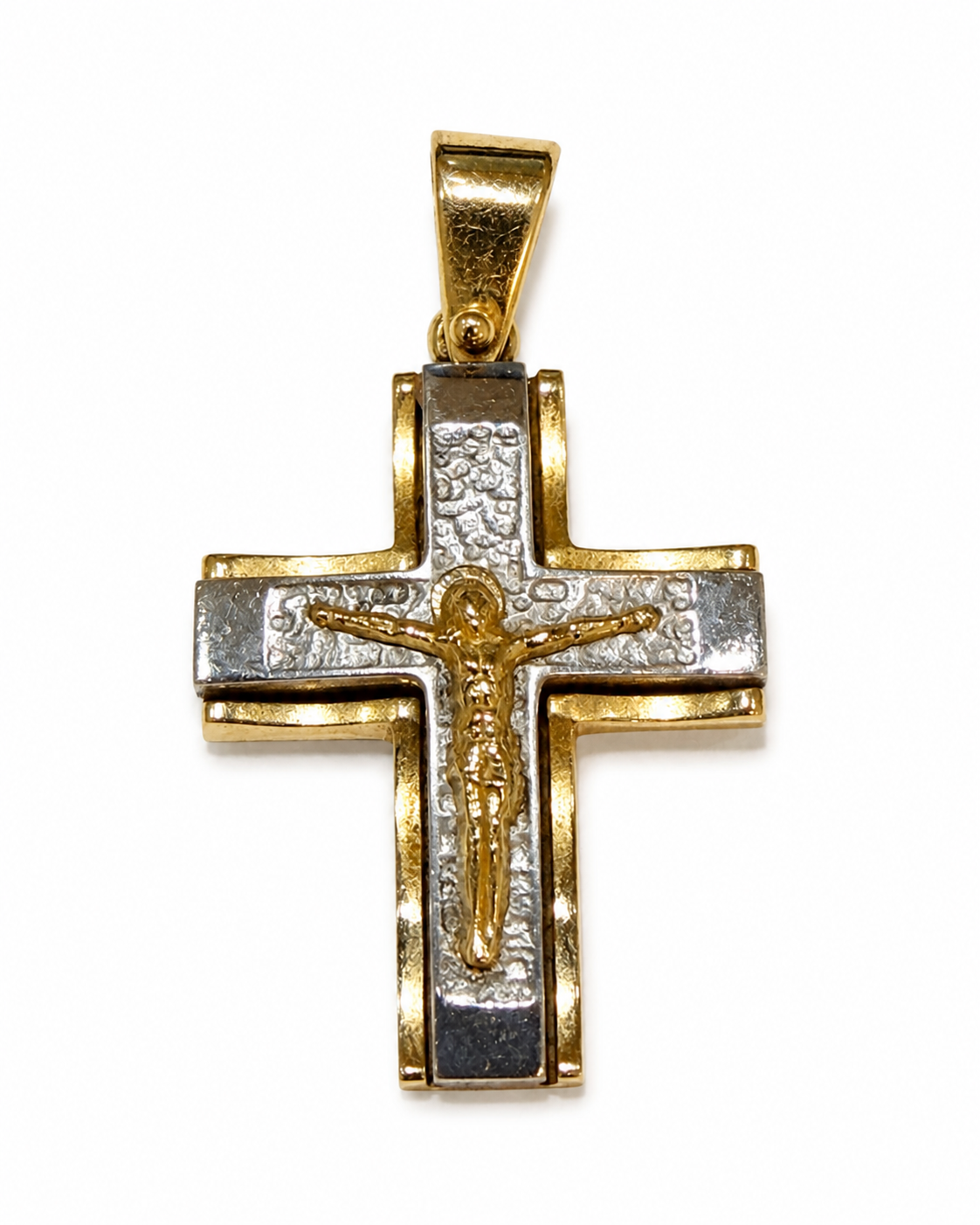 Brugt kors i 14 kt. rød- og hvidguld med Jesus-motiv set forfra [ai-redigeret]