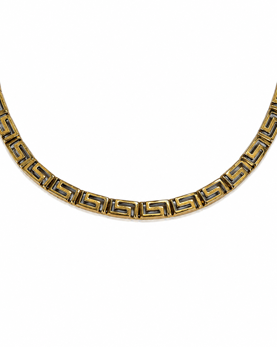 Detalje af 4 mm bredt græsk meander mønster på 14 kt. guld halskæde - BRUGT0049 [ai-redigeret]