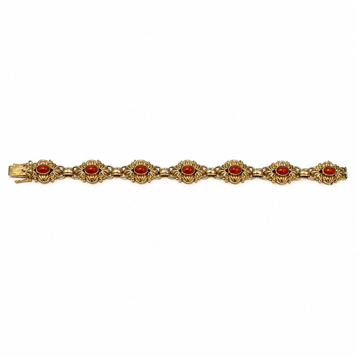 Brugt armbånd i 14 kt. guld med koralperler – produktbillede 5 [ai-redigeret]