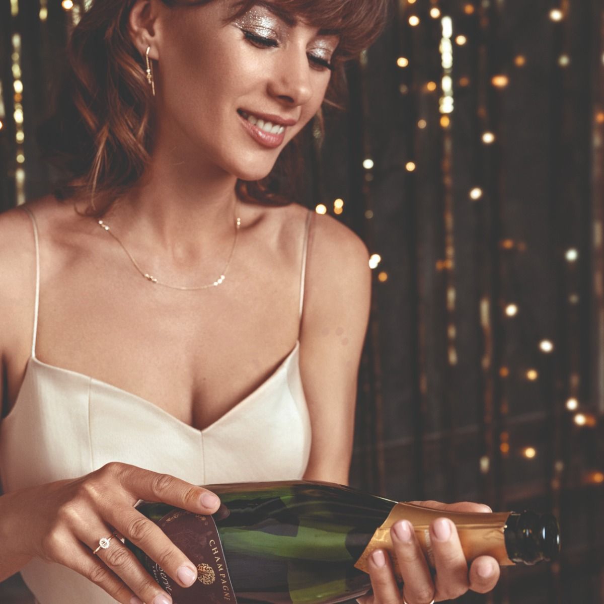 Nuran - Champagne Øreringe 14kt m. dia