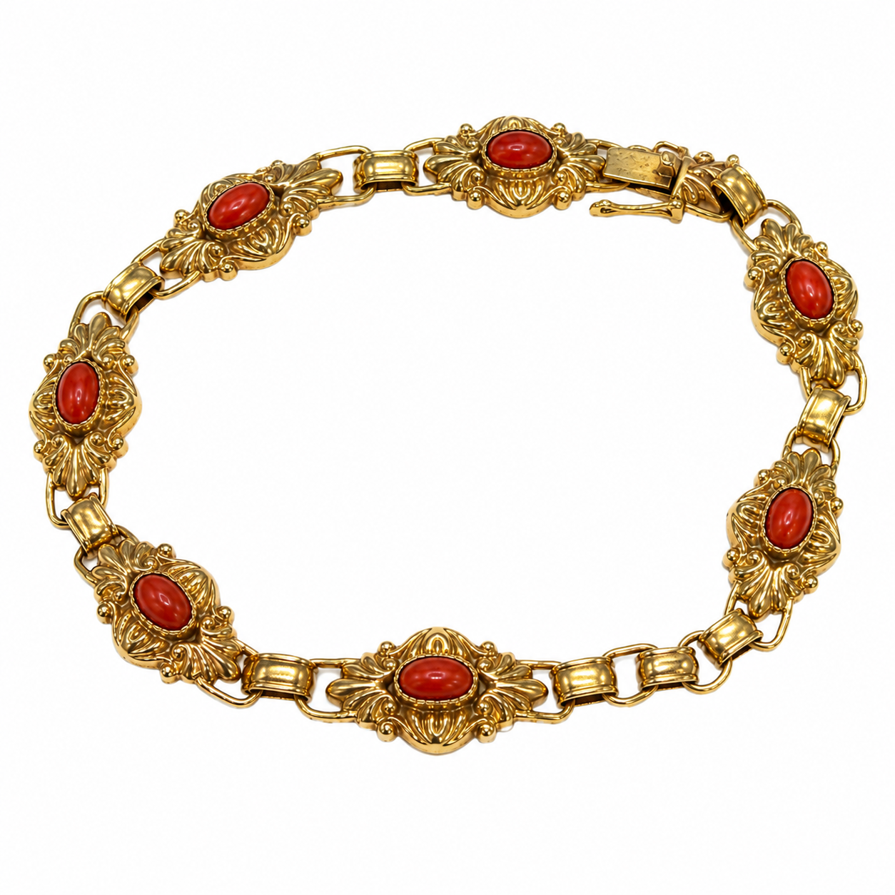 Brugt armbånd i 14 kt. guld med koralperler – produktbillede 4 [ai-redigeret]