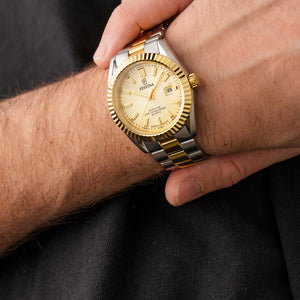 Festina F20085/A herreur på håndled med stål/guld lænke og klassisk Swiss Made design.