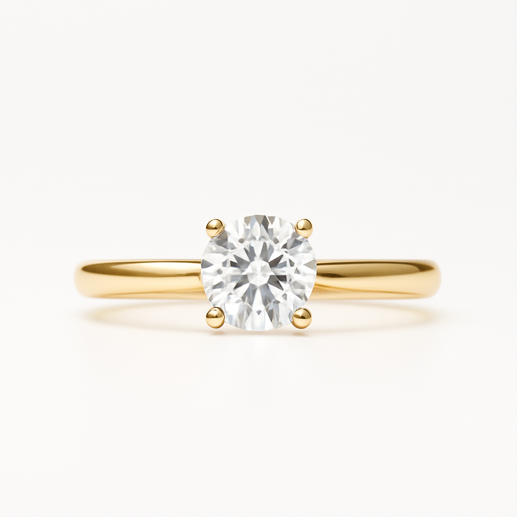 Solitaire ring i 14kt guld med 1,00 ct round cut labgrown diamant fra ALMA Collection. Frontvisning med klar, centreret diamant og blankpoleret ringskinne i dansk design.