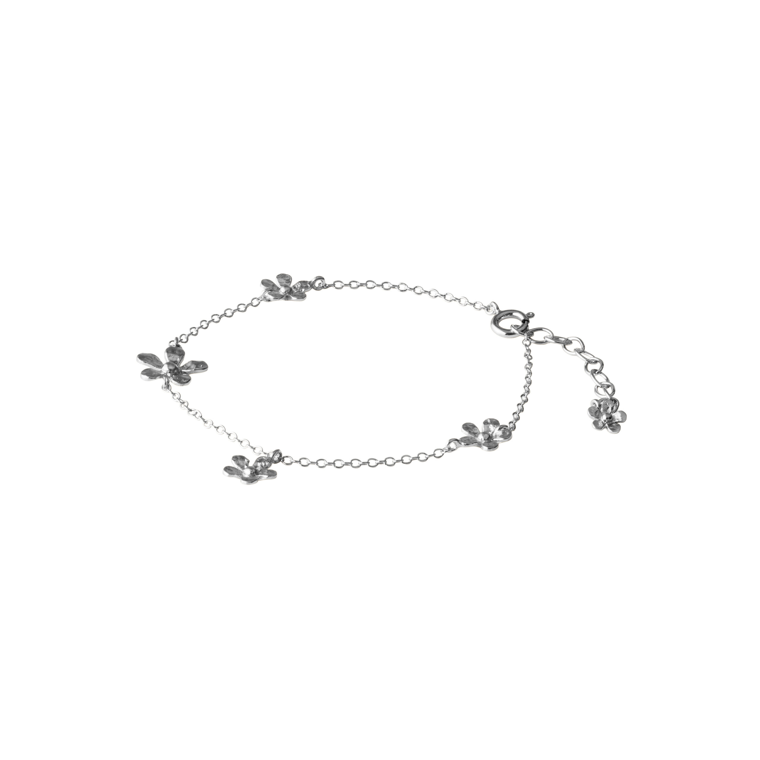Pernille Corydon Wild Poppy Bracelet RH - Smukt armbånd inspireret af naturens skønhed. Tilgængeligt i sølv og forgyldt sølv. Justerbar længde: 16-19 cm.